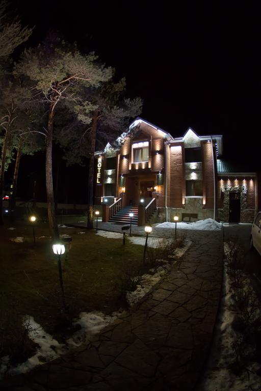 מלון סורגוט Ekaterinin Dvor מראה חיצוני תמונה